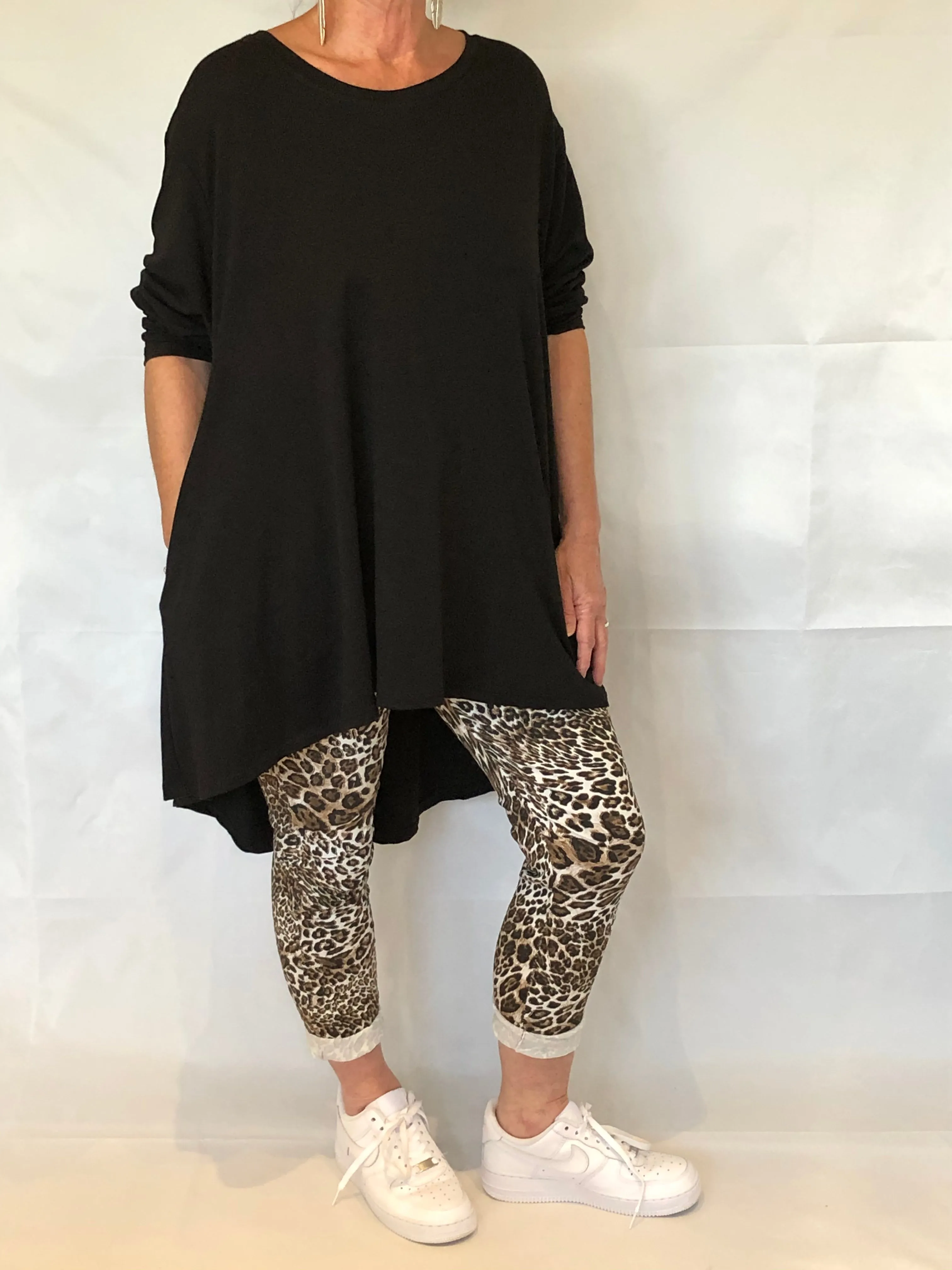 FAN BACK LONG SLEEVED TEE
