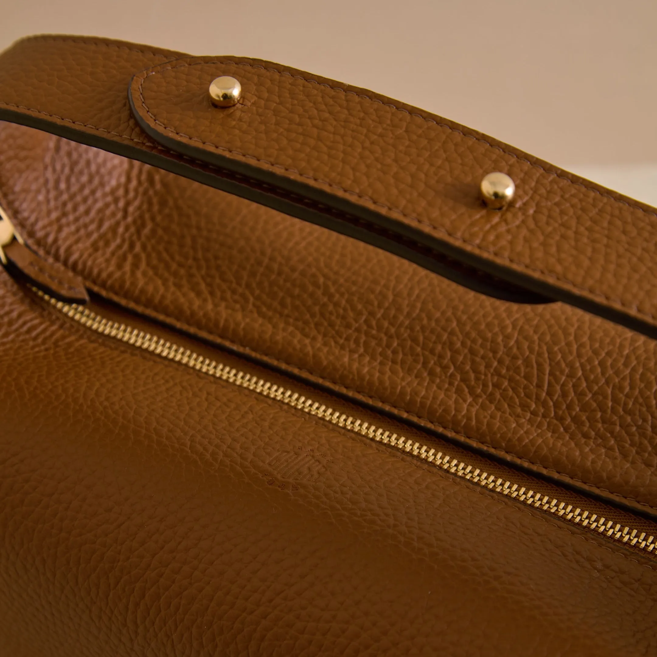 Mason 24 in Acorn
